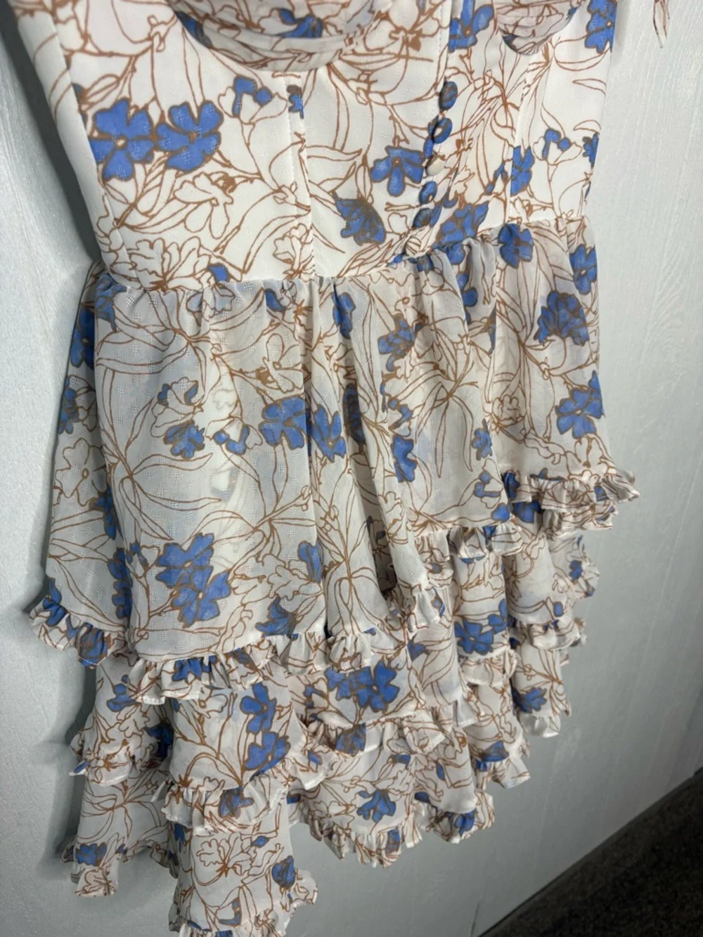 Adeirlina Cream Blue Floral Strappy Sleeve Mini Ruffle Dress size Small - Picture 5 of 12